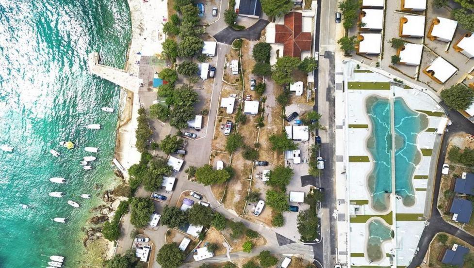 Memita Mobile Homes, سيلتسي المظهر الخارجي الصورة